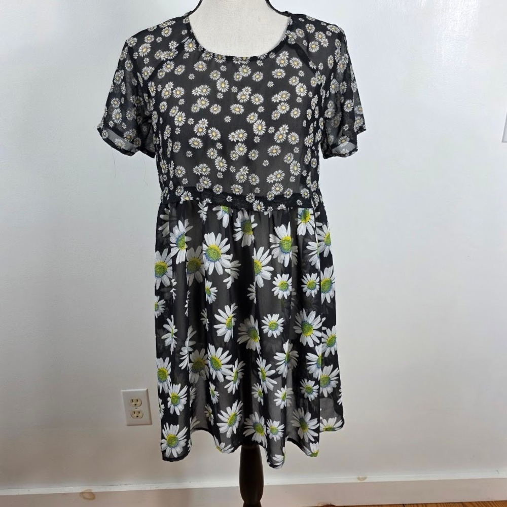 Monteau Daisy‎ Print Dress Womens Small Black Floral Babydoll Chiffon Mini